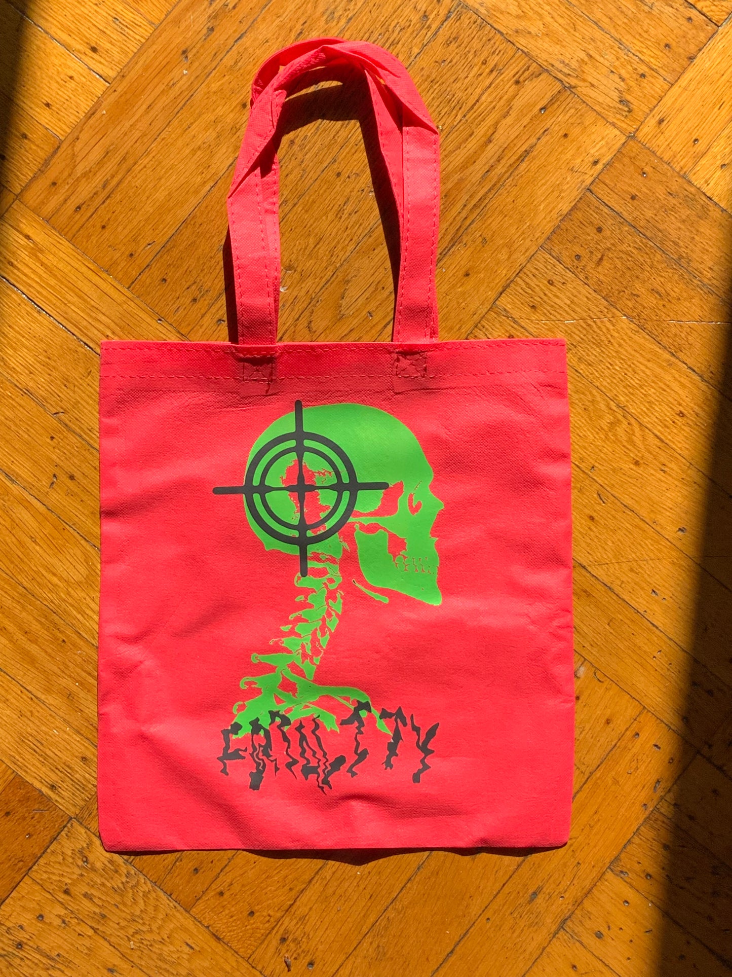 Tote bag